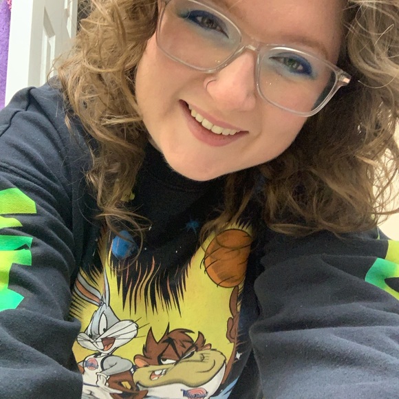 Meet your Posher, Suzy - Picture 4 of 4